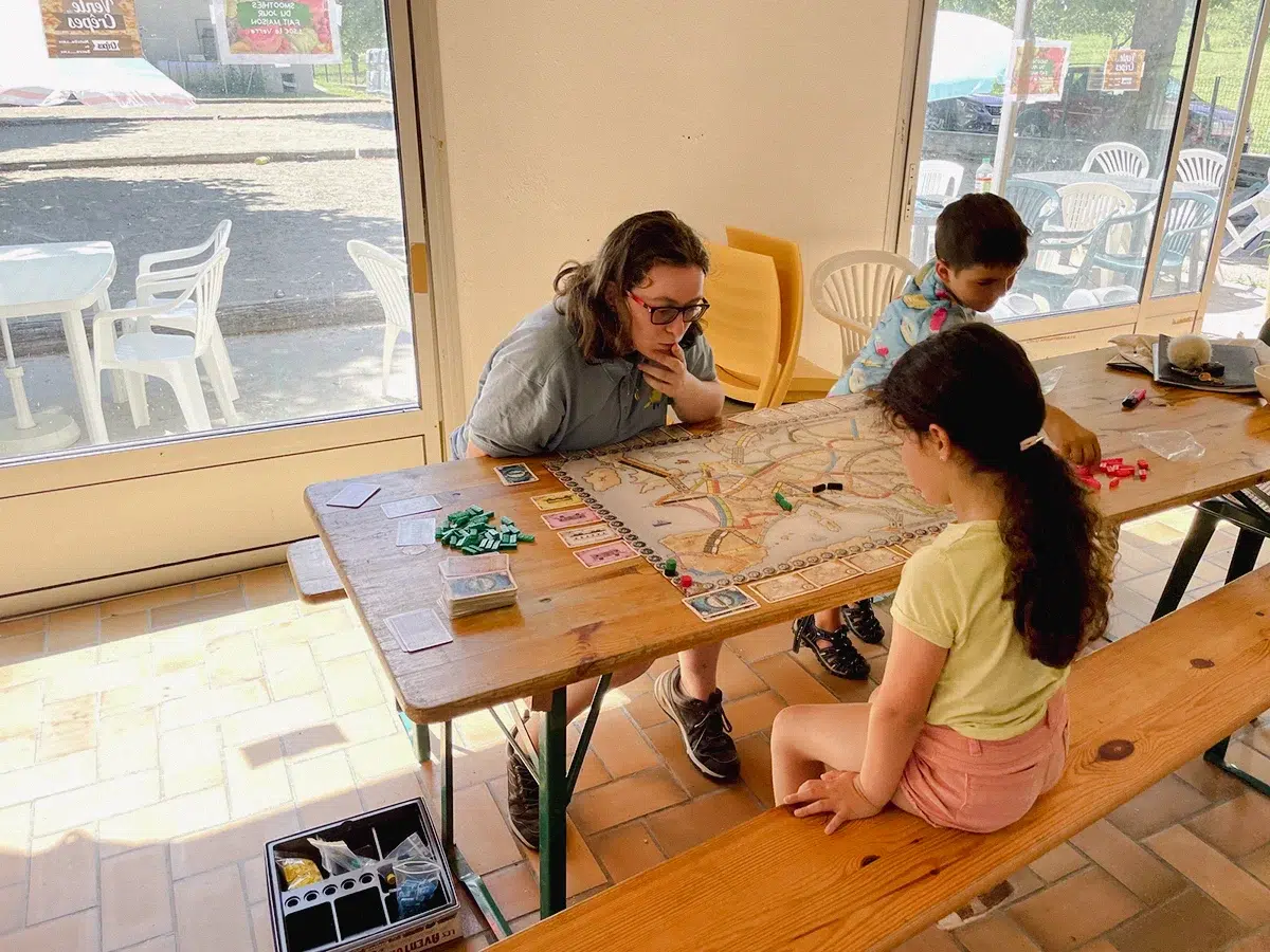 jeux de societe club enfants jura